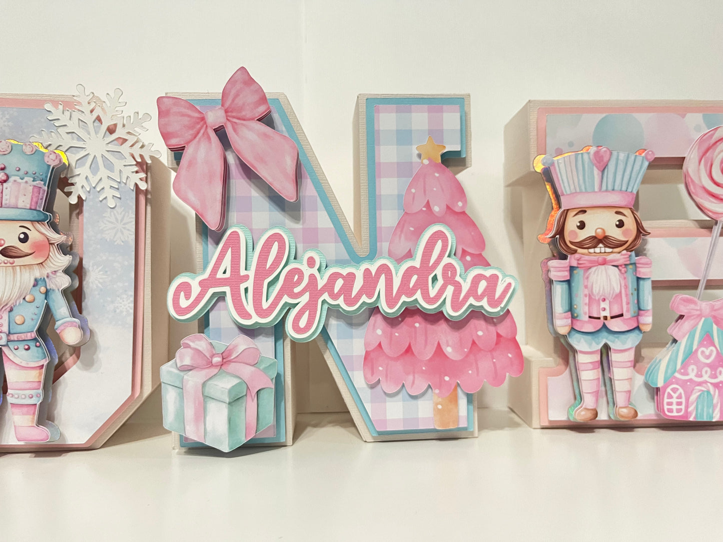 Nutcracker 3D letter