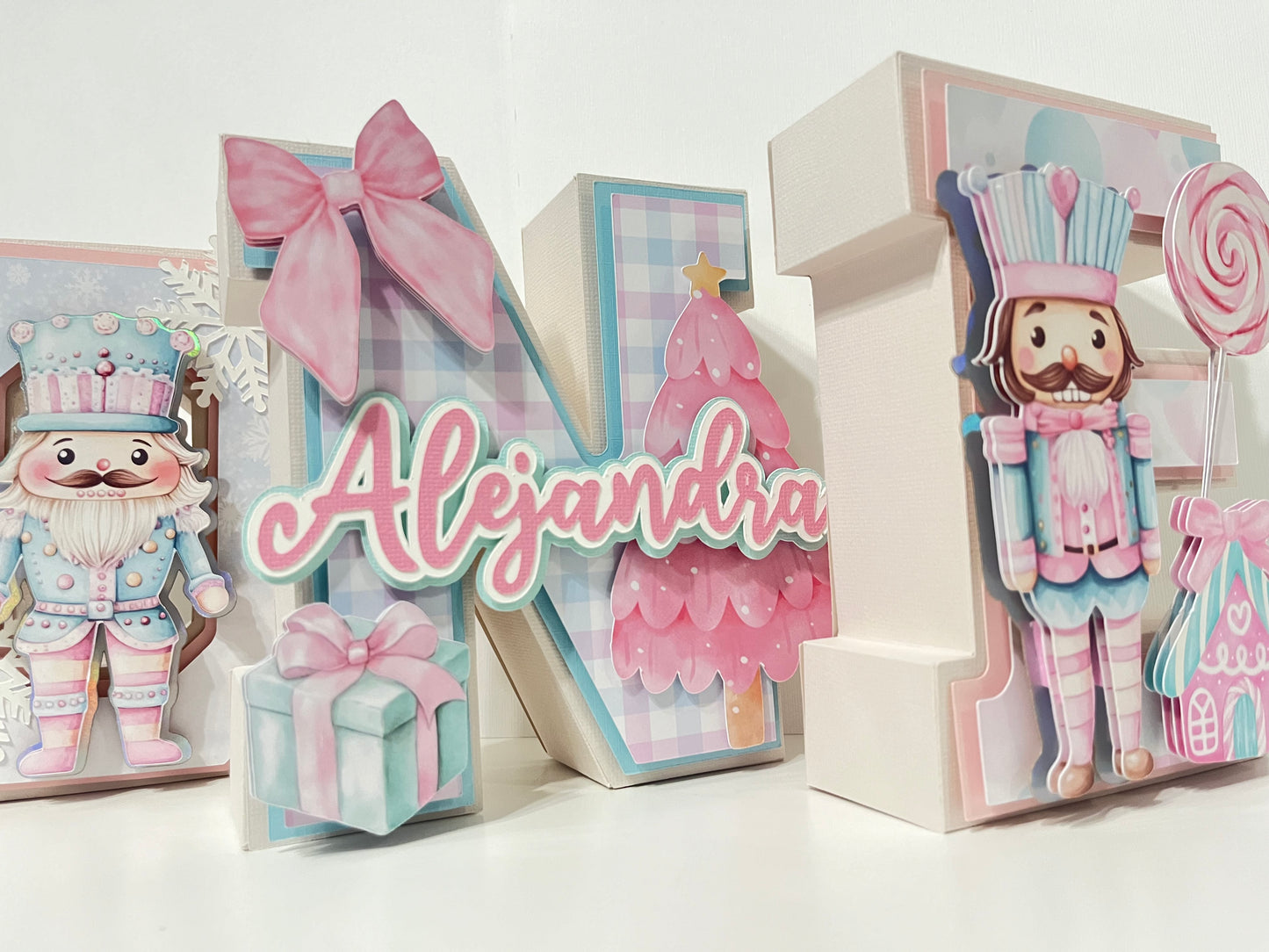Nutcracker 3D letter