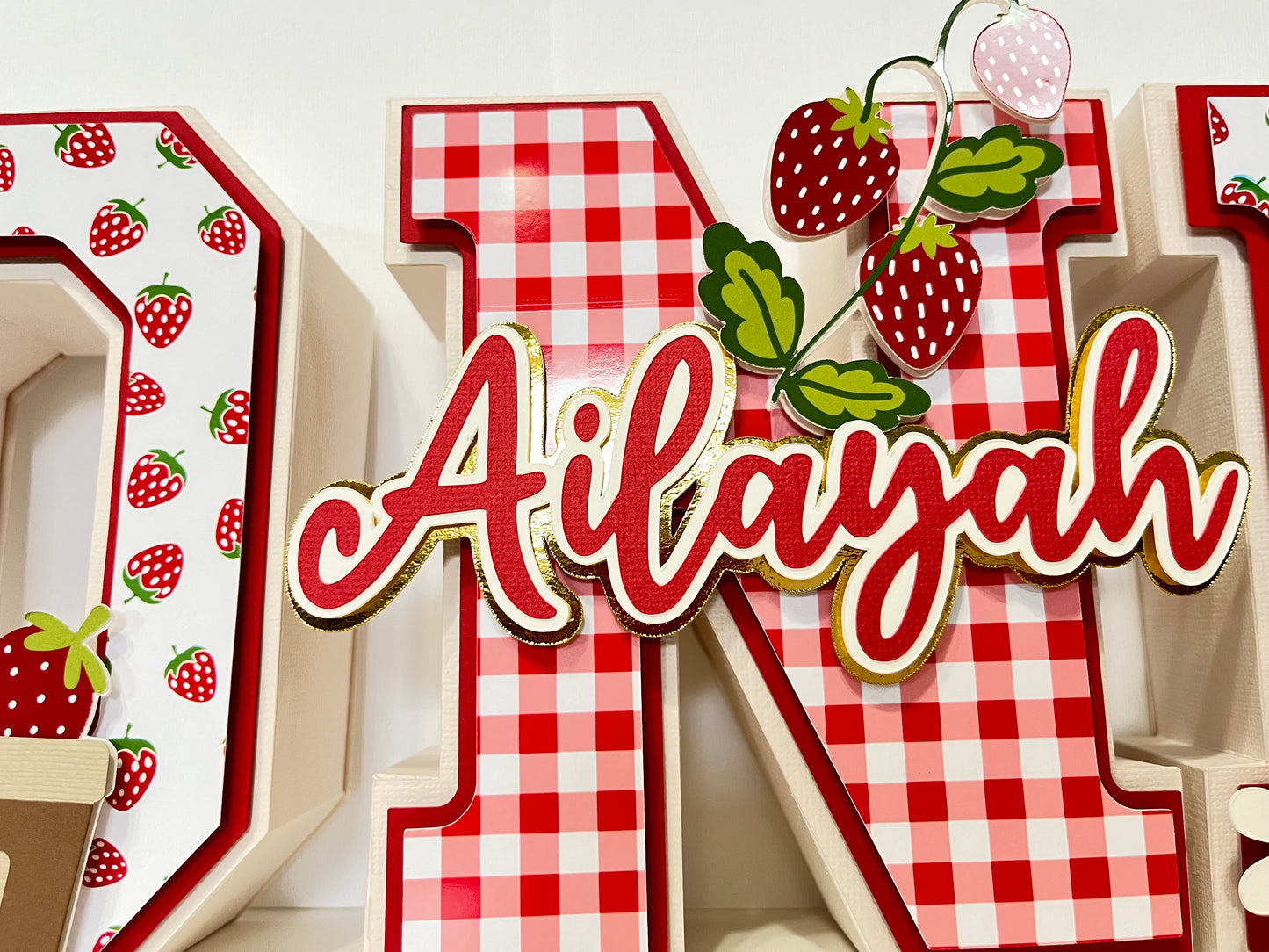 Strawberry 3D letter