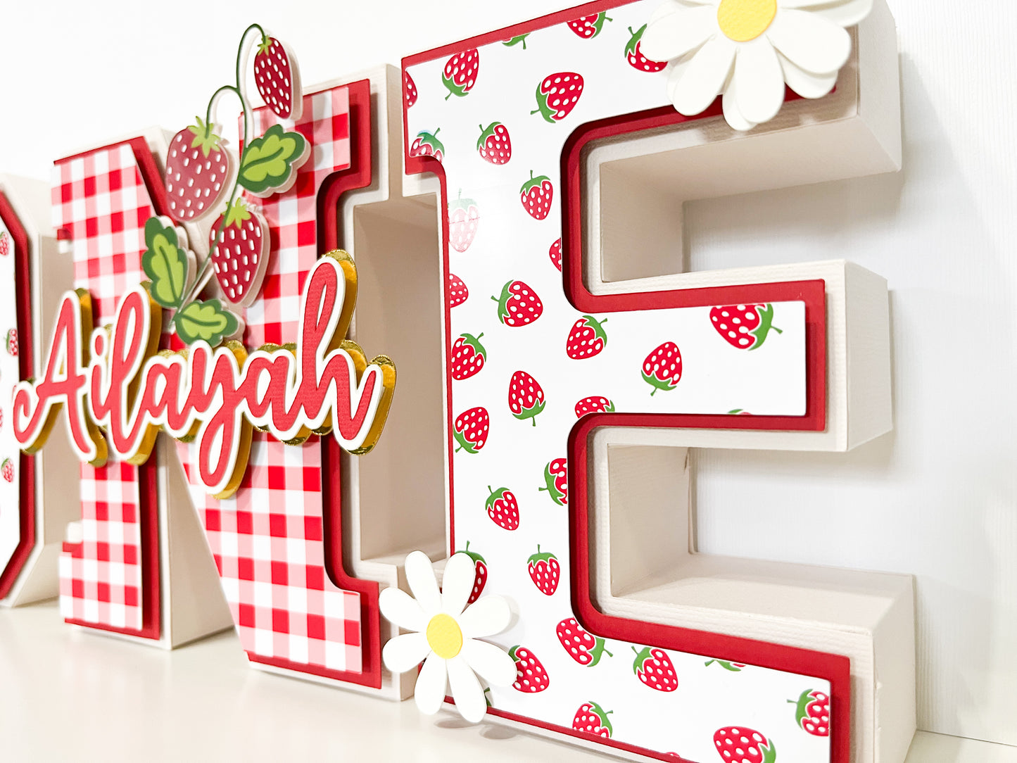 Strawberry 3D letter