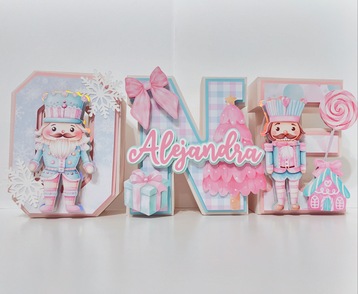 Nutcracker 3D letter